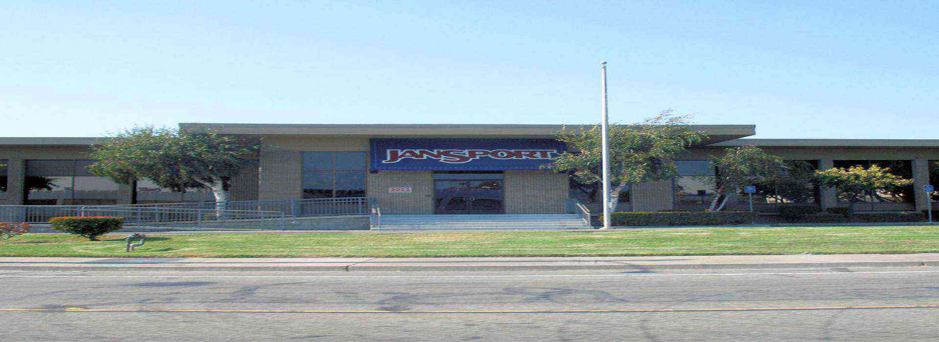 JansportUSA CustomerServiceDirectory