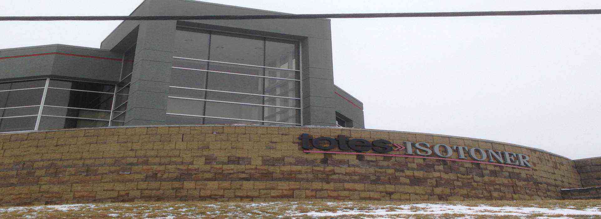 TotesUSA.jpg CustomerServiceDirectory